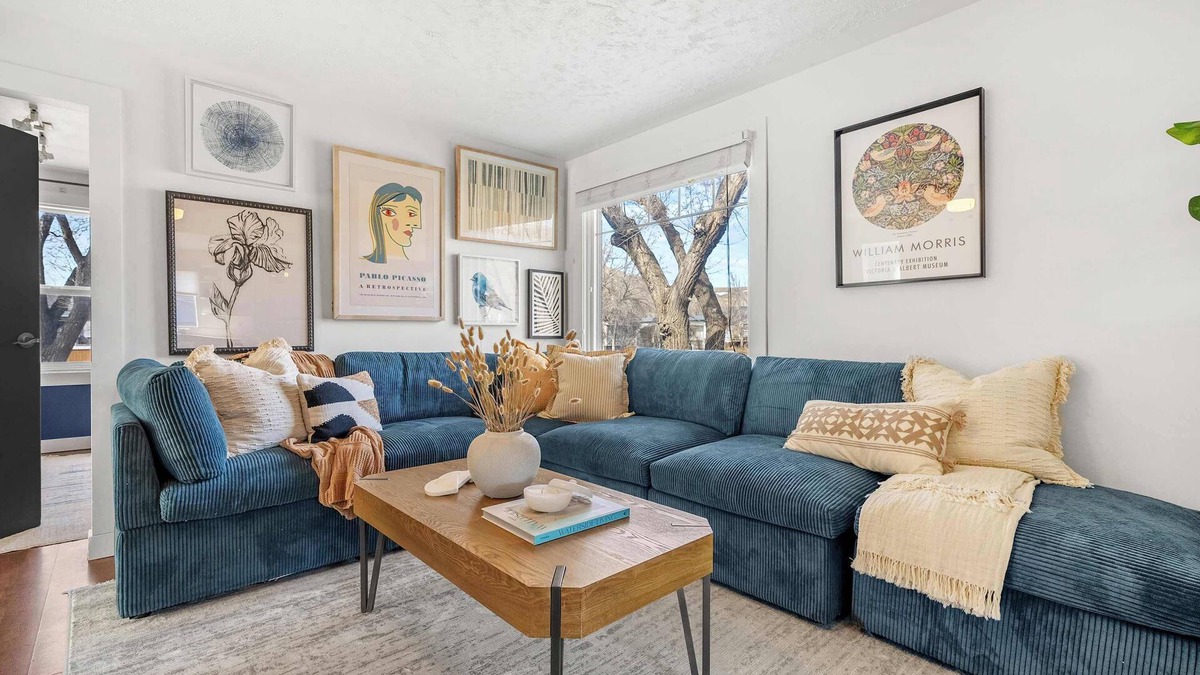 Drumheller House | Bluebird | Charming 3-Bedroom Home in Drumheller!