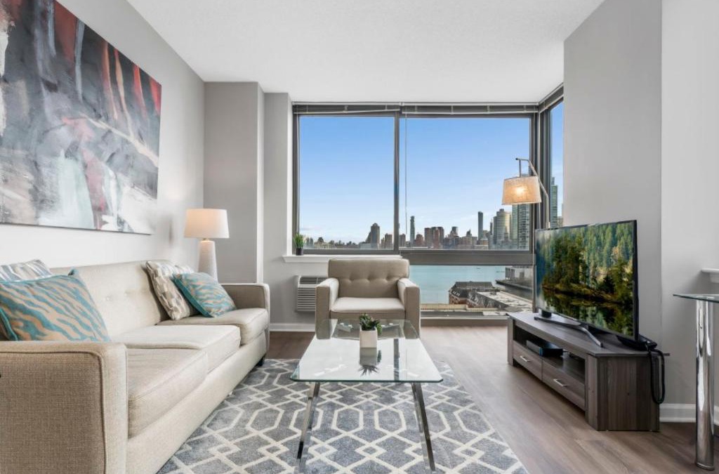 Hudson Exchange Apartment | Bluebird Suites near the PATH