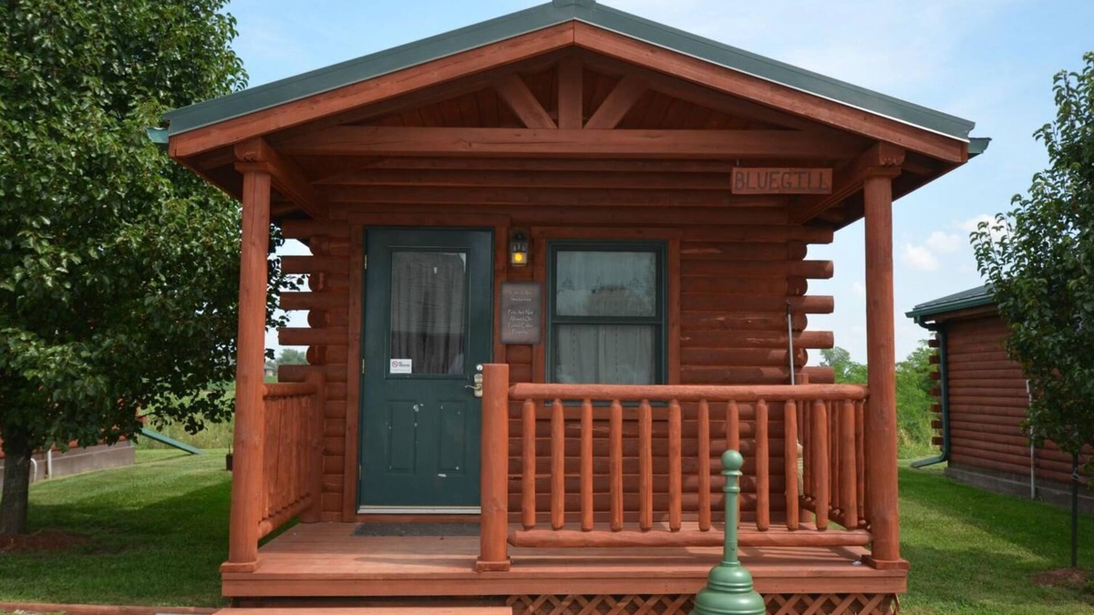 Moravia Cabin | Bluegill - Sleeps up to Two Adults