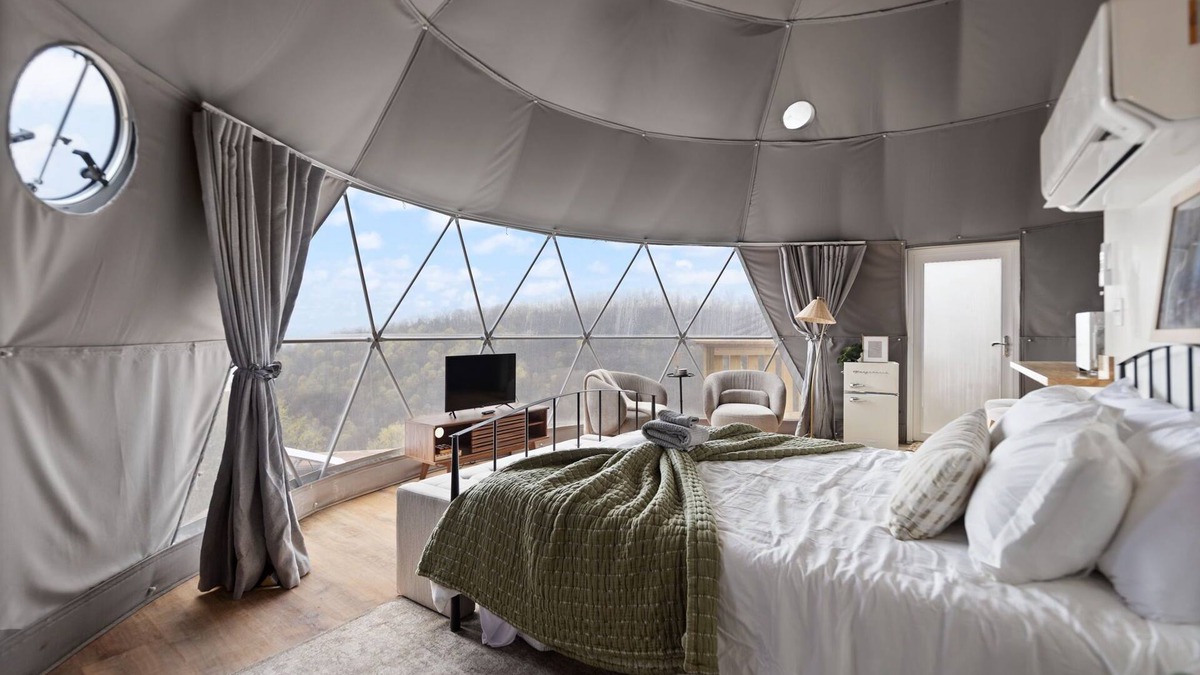 Stanton Cabin | "Bluegrass Bluff" - Overlook Dome 001 in RRG