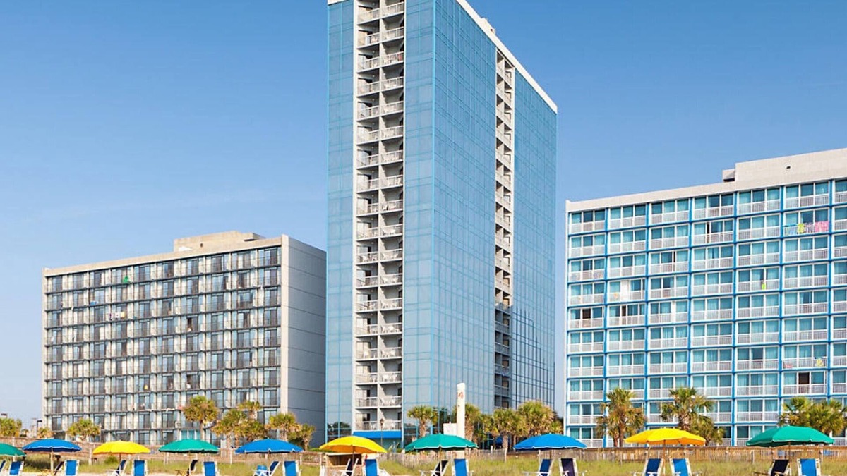 Downtown Myrtle Beach Resort | Bluegreen SeaGlass Tower, 1 Bedroom Standard Condo, Free WiFi and Parking