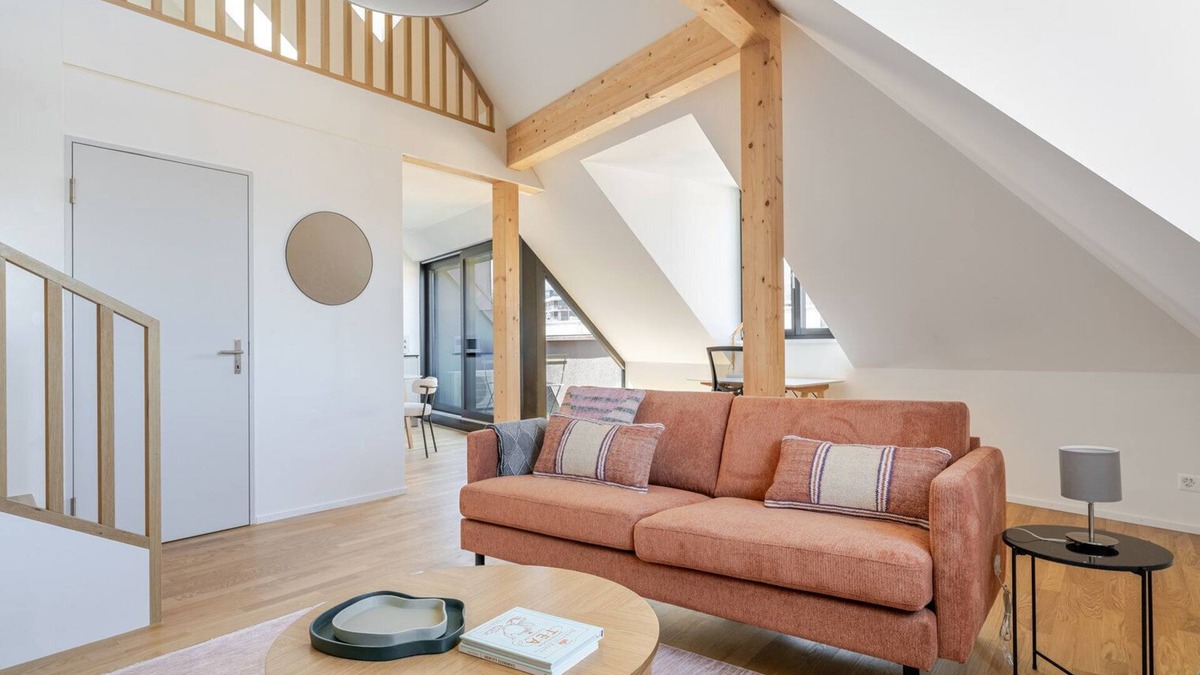 Alt-Wiedikon House | Blueground | Alt-Wiedikon, AC & elevator, nr Uetliberg