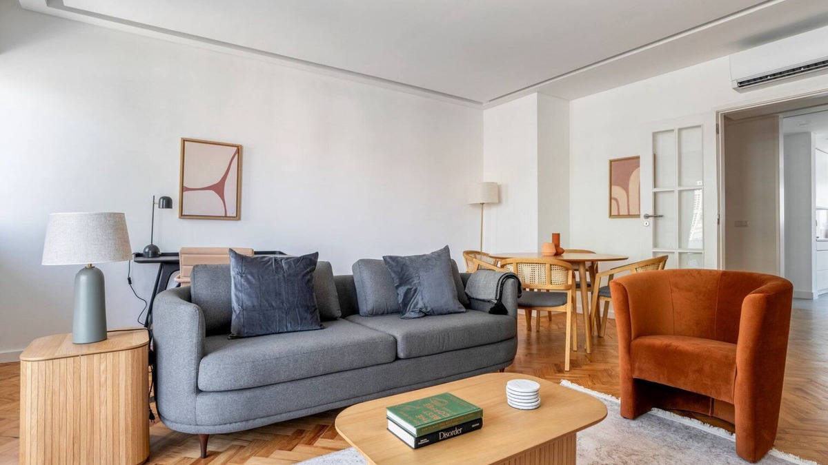 Alvalade Apartment | Blueground | Alvalade, furniture, decor & kitchen