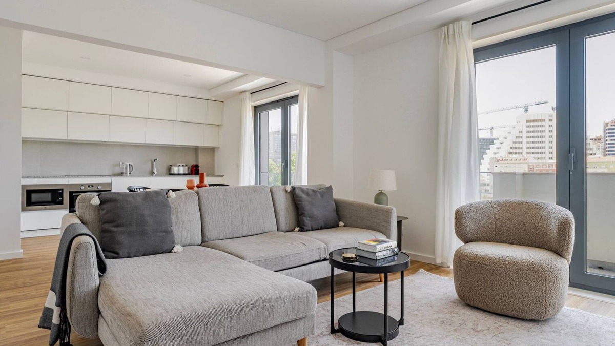 Casal da Ladeira Apartment | Blueground | Alvalade, view, nr Parque Eduardo VII