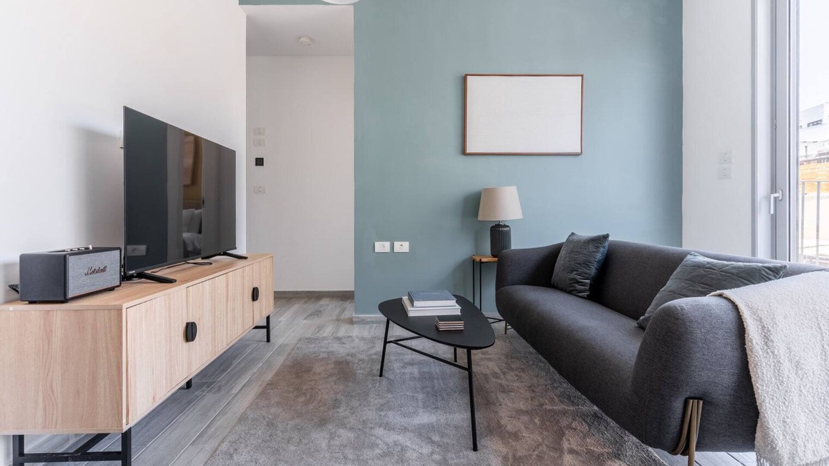 Florentin Apartment | Blueground | Florentine, Bright, 2 Balconies (TLV-16)
