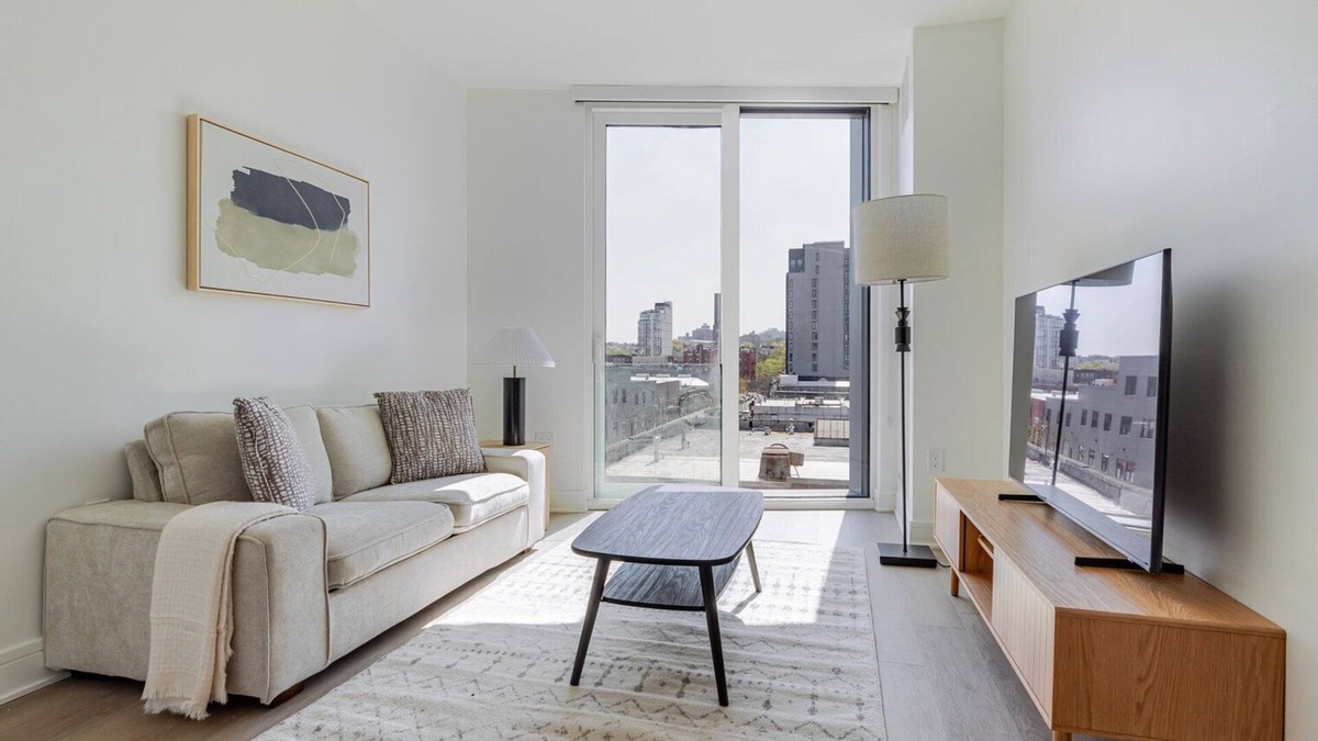 Gowanus Apartment | Blueground | Gowanus, pool & w/d, nr park