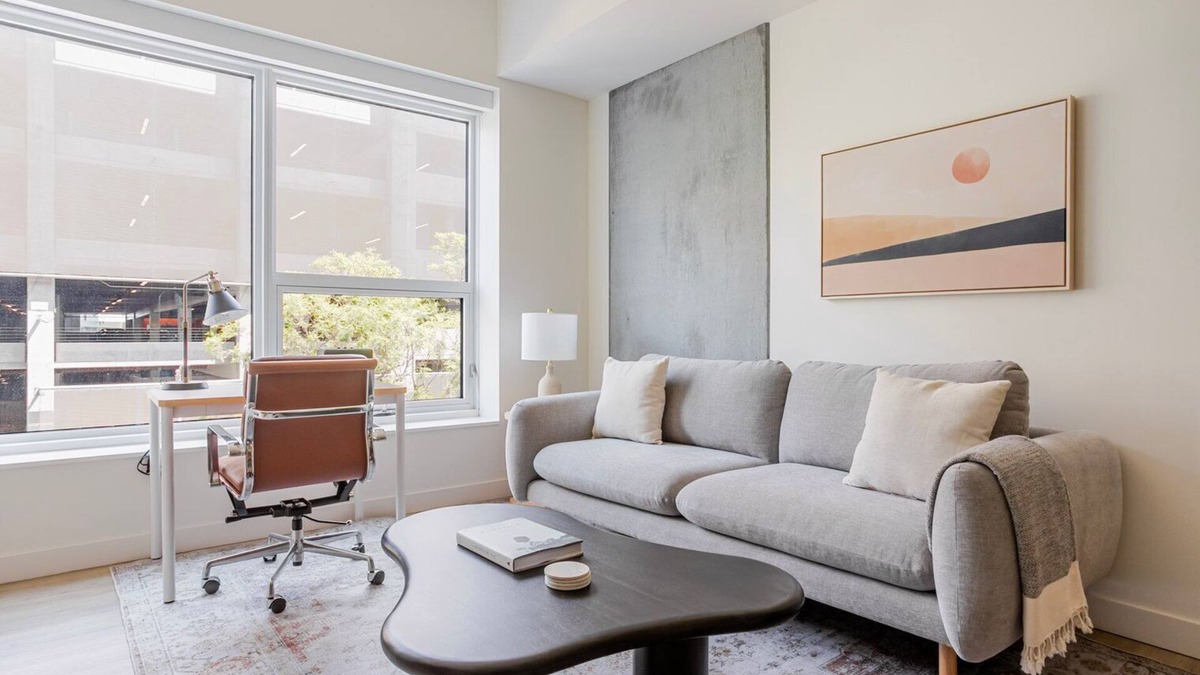 Hollywood Apartment | Blueground | Hollywood, rooftop pool, nr Hollywood Bowl