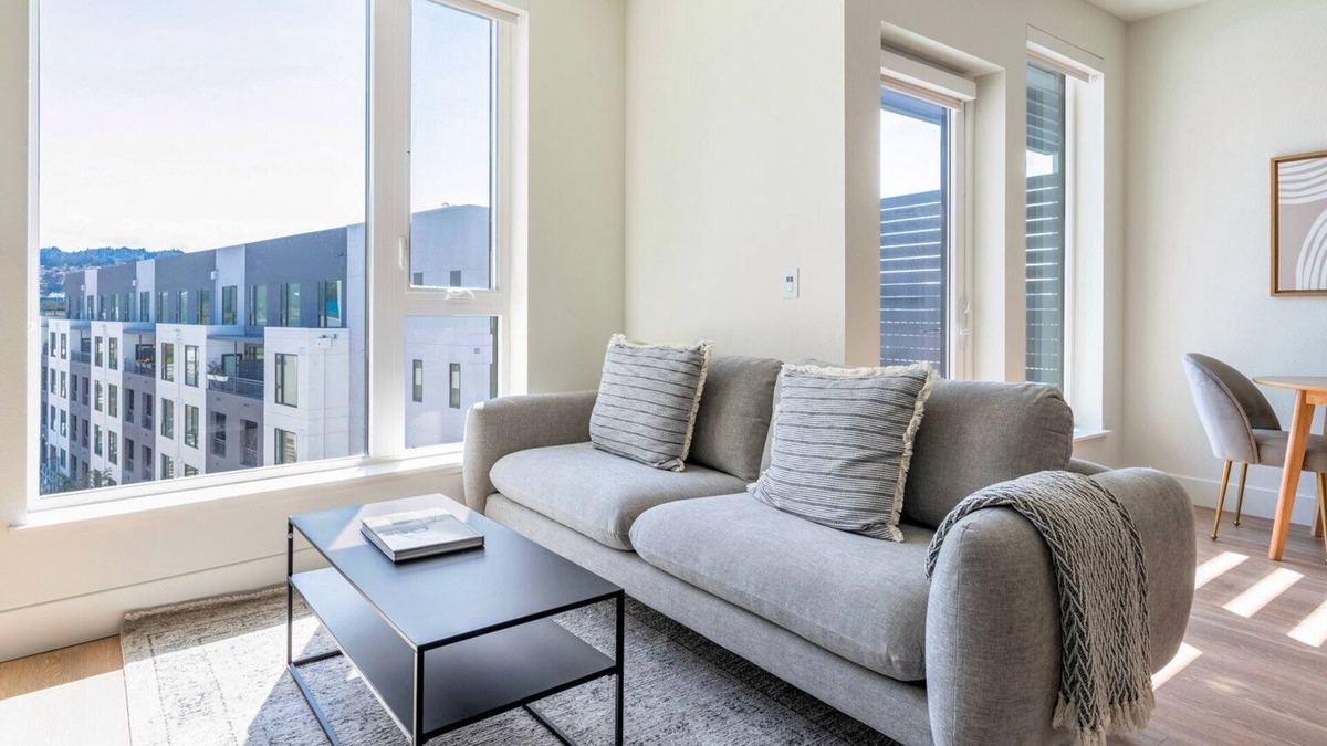 Burlingame Apartment | Blueground | Ingold - Milldale, pool, nr Bay Park