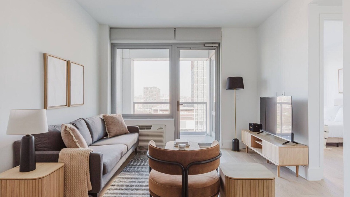 Downtown Jersey City Apartment | Blueground | Jersey City, EV charging, nr park