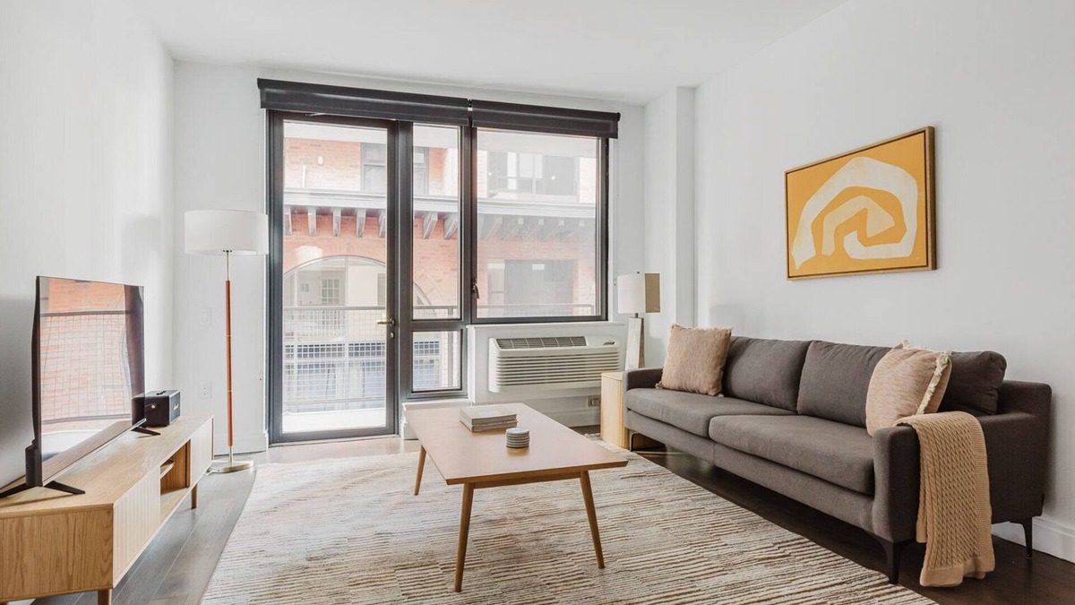 Powerhouse Arts District Apartment | Blueground | Jersey City, EV charging, nr park