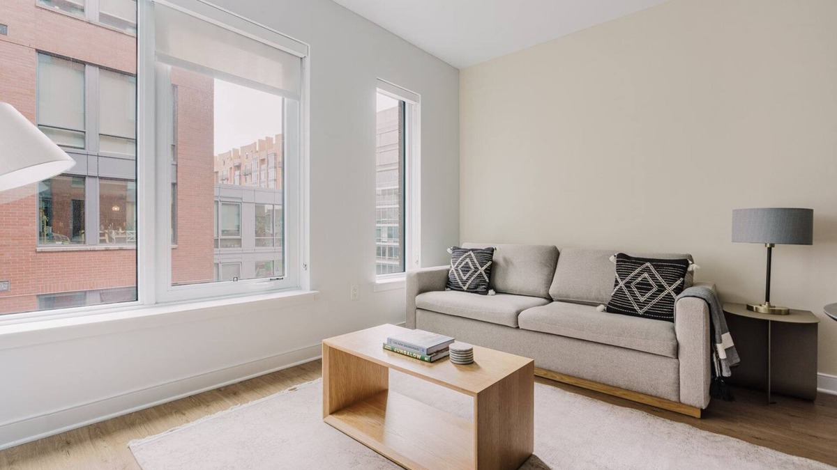 Mount Vernon Triangle Apartment | Blueground | Mt Vernon, rooftop & gym, nr museums