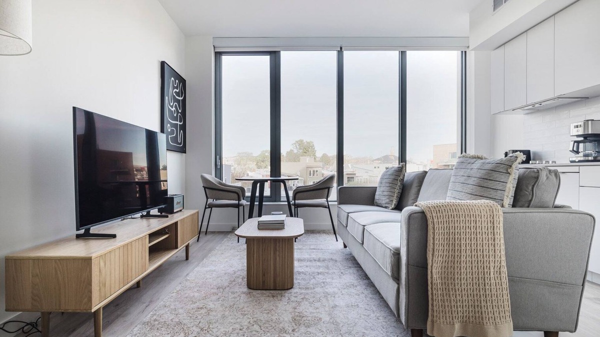 Truxton Circle Apartment | Blueground | NoMa 1bd apartment