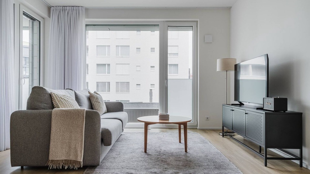 Prague 7 Apartment | Blueground | Prague 7, balcony, Stromovka Park (PRG-26)