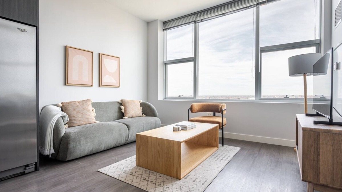 Printers Row Apartment | Blueground | South Loop, pool & gym, nr park