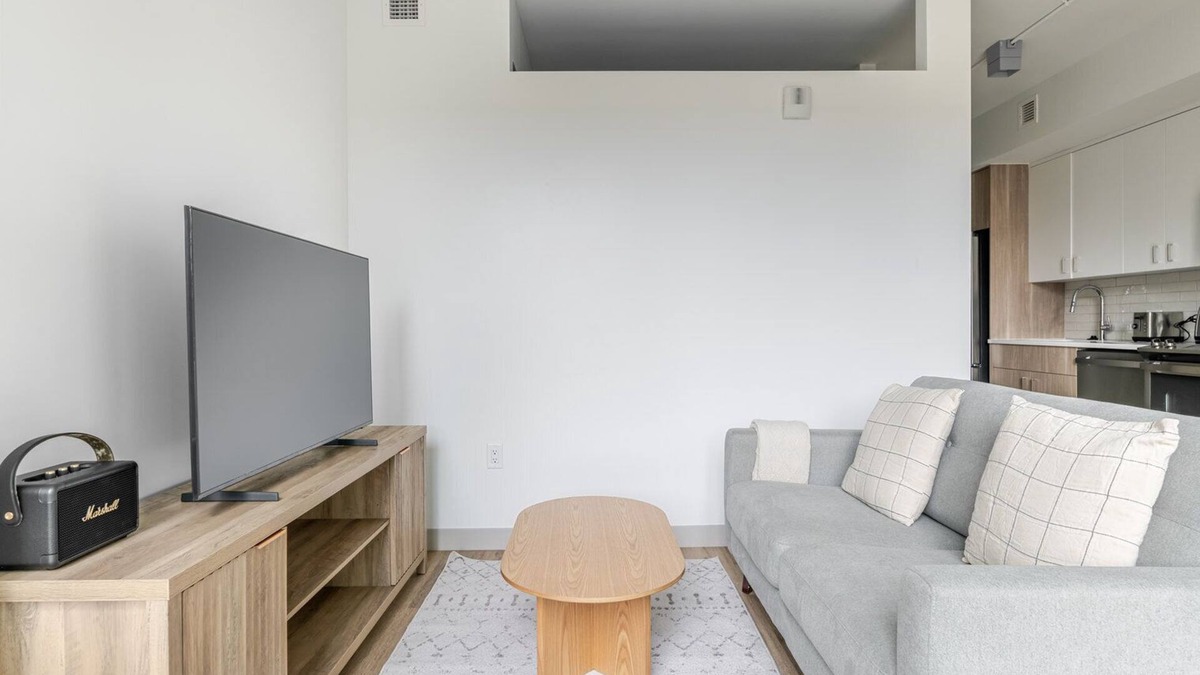 South of Washington Apartment | Blueground | South of Washington, fitness, nr Boston Common