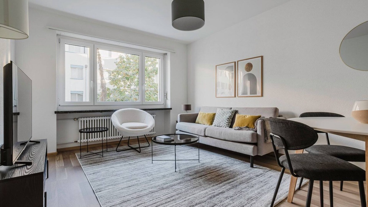 St. Johann Apartment | Blueground | St. Johann, balcony, laundry