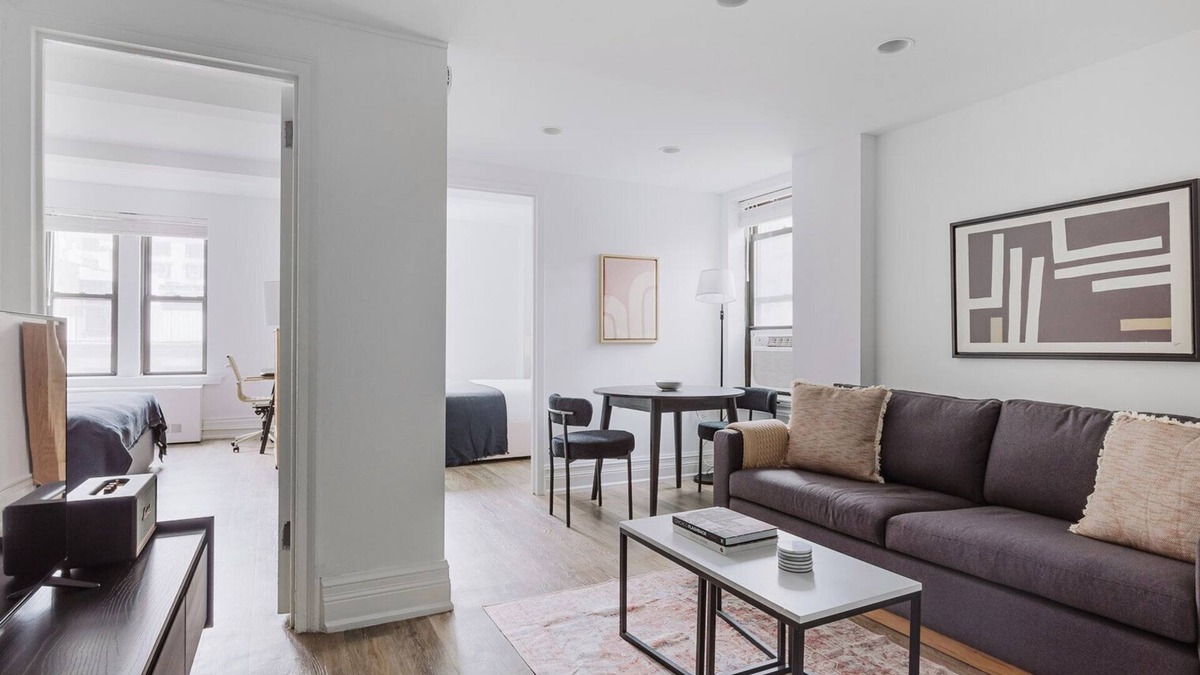 Lincoln Square Apartment | Blueground | Upper West Side, fitness center, nr Central Park