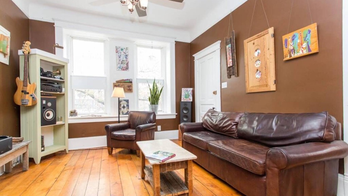 West Town Apartment | BlueJay/Unique One Bedroom Full of Amazing Art