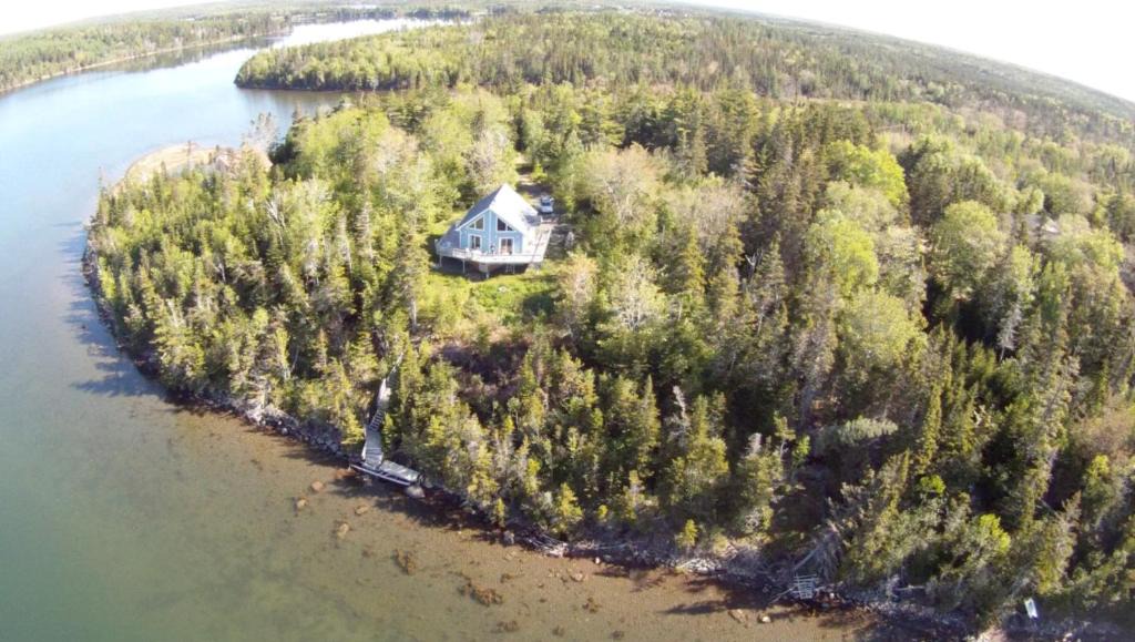 Walkerville House | Bluenose House