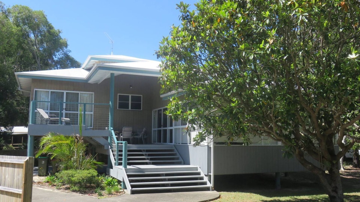 Arakoon House | BLUEPOLES BEACH HOUSE ARAKOON-AIRCONDITIONED