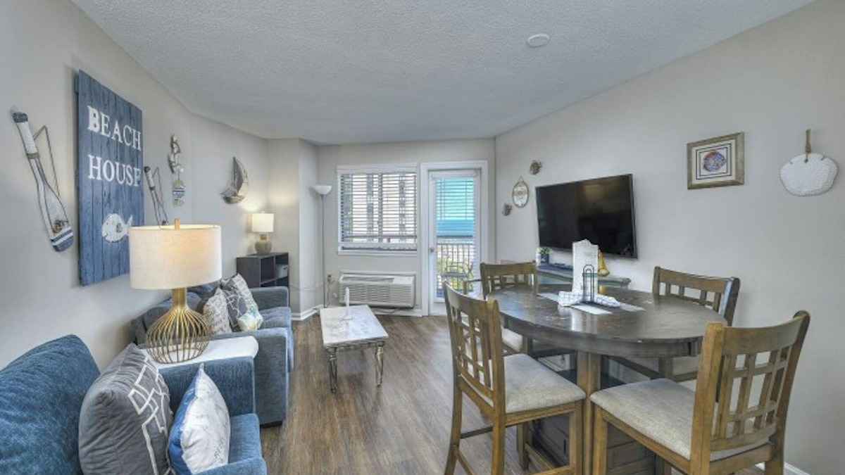 Myrtle Beach Apartment | Bluewater Resort 813 - Oceanview 1 Bedroom Condo