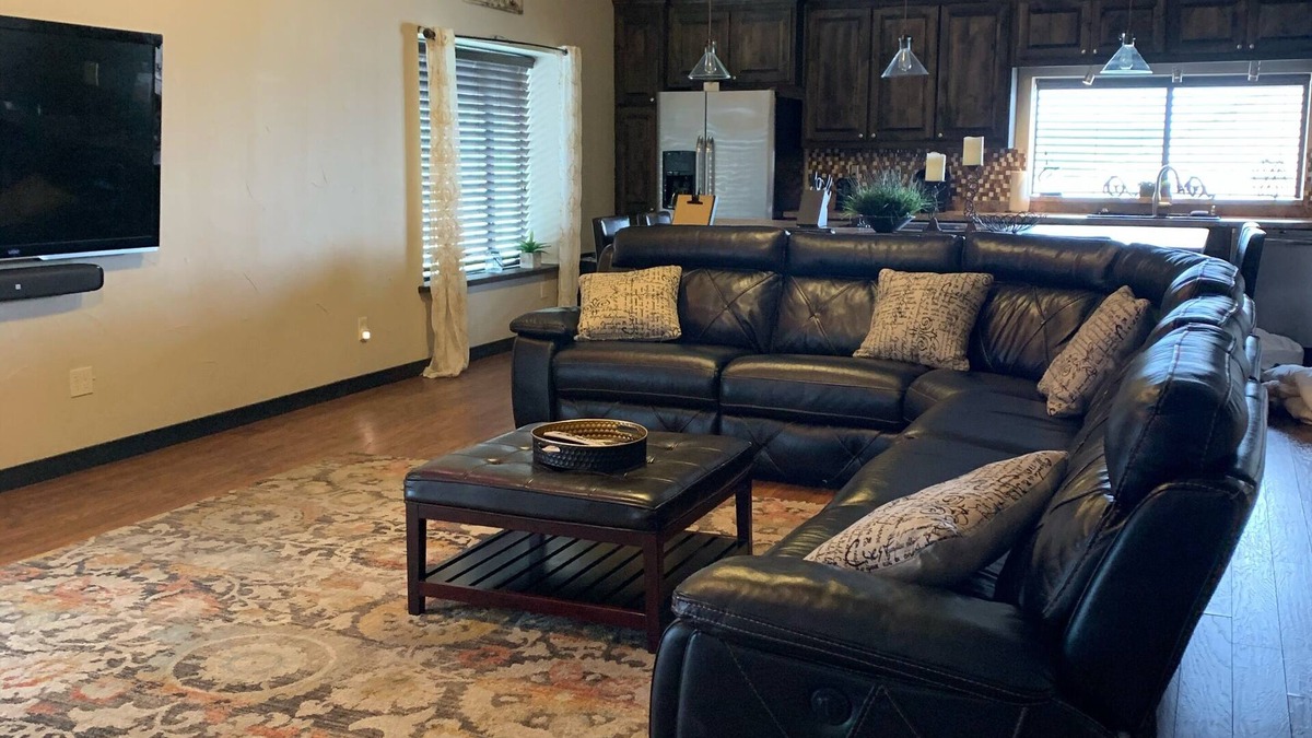 Palo Pinto County Apartment | Bluff Creek Marina, Guest Receive Free Launch & Trailer Parking