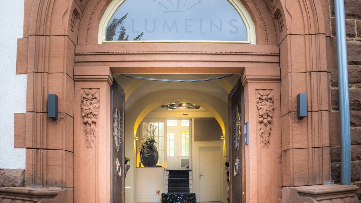 Gross-Umstadt House | Blumeins - Das Refugium