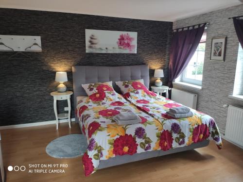 Jenfeld Apartment | Blumen Apartment