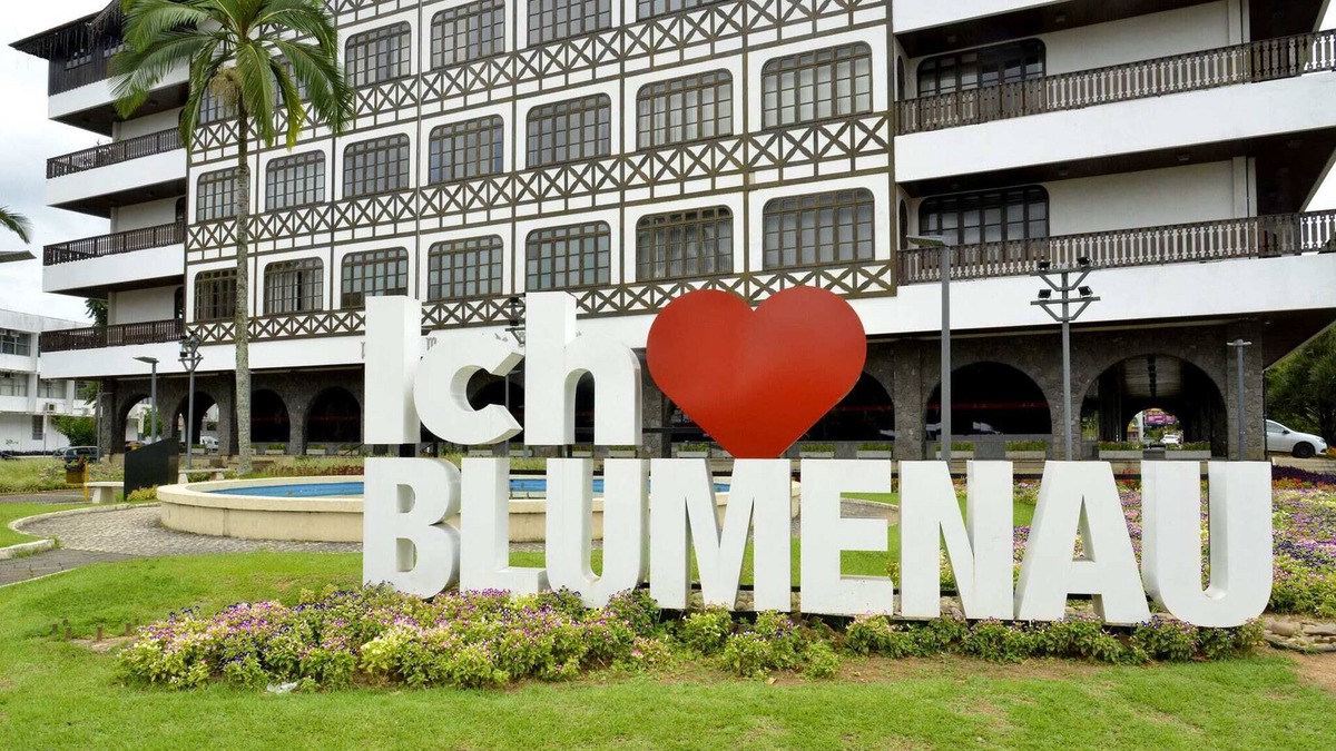 Ribeirao Fresco Apartment | BLUMENAU Furnished Loft w/ Air and Garage (4.50m)