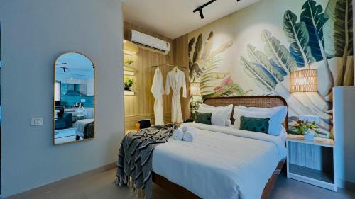Gurugram Apartment | BluO Penthouse #staycation Bathtub, Terrace Garden