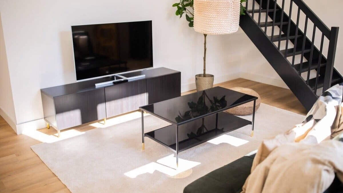 De Bilt Apartment | Blushing 2 Bed Serviced Apartment 92m2 -ESS38B (-