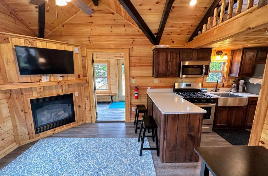 Twin Mountain Ski Chalet | BMV7 Tiny Home village near Bretton Woods