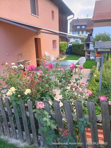 Vendlincourt Bed & Breakfast | BnB LES OISEAUX, chez Lidia, 26m2 à 44m2, 2ème étage