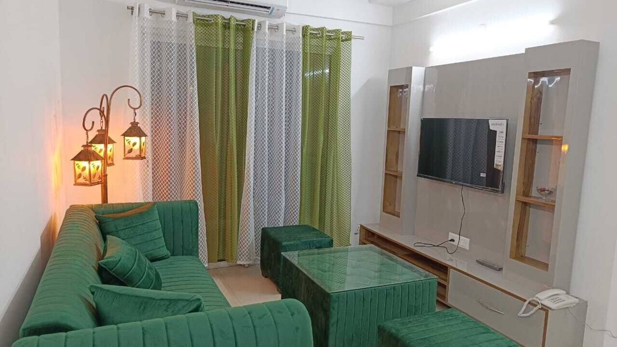 New Delhi Apartment | BnBBuddy- Aarohi Homes@3bhk West Delhi