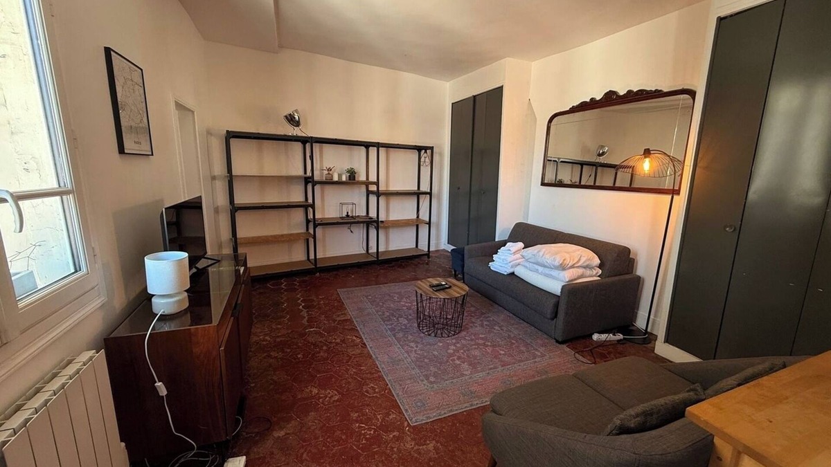 Strasbourg -Saint-Denis Apartment | BnBNook - Chic 1BR Close to Louvre and Opera