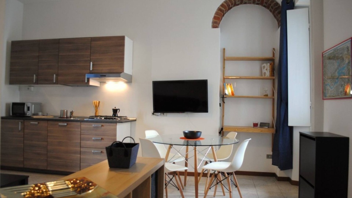 Gallarate Apartment | BNBOOK - Cascina Crennese Bilo