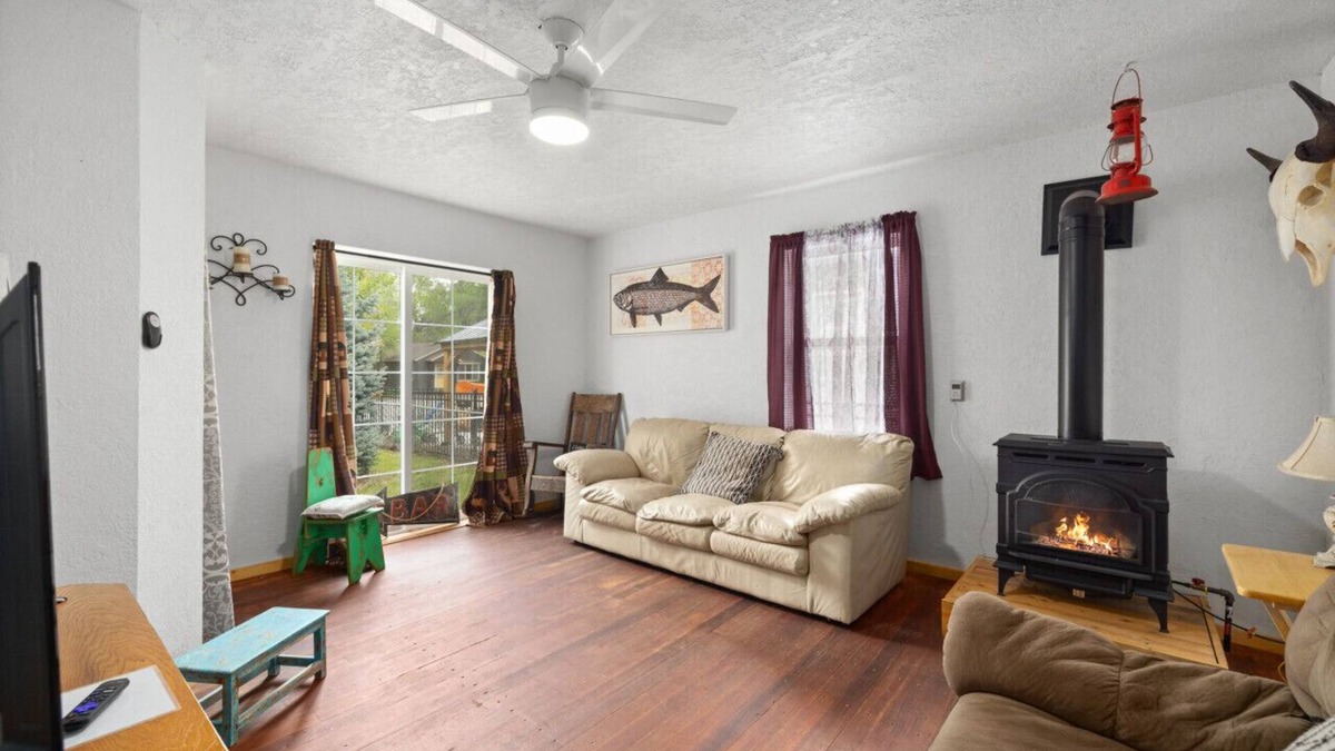 Central - Terry House | Bo's Howard Hideaway | Hot Tub | Fenced Yard