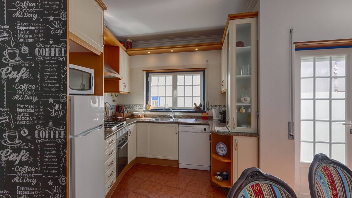 Ericeira House | BOA ONDA HOUSE - ERICEIRA | Village center