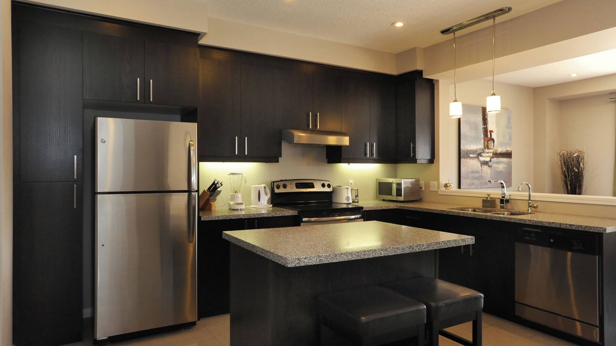 Highland West House | Boardwalk Homes - Vacation Homes & Executive Suites