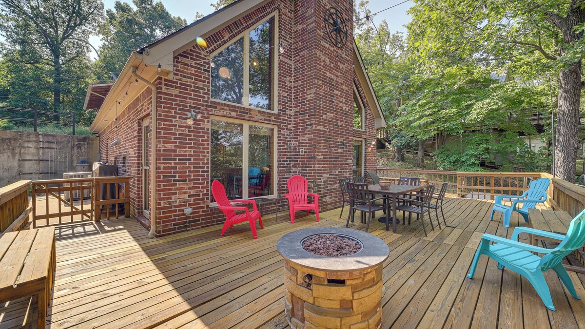 Eucha Cabin | Boat Dock & Fire Pit: Lakefront Paradise in Eucha!