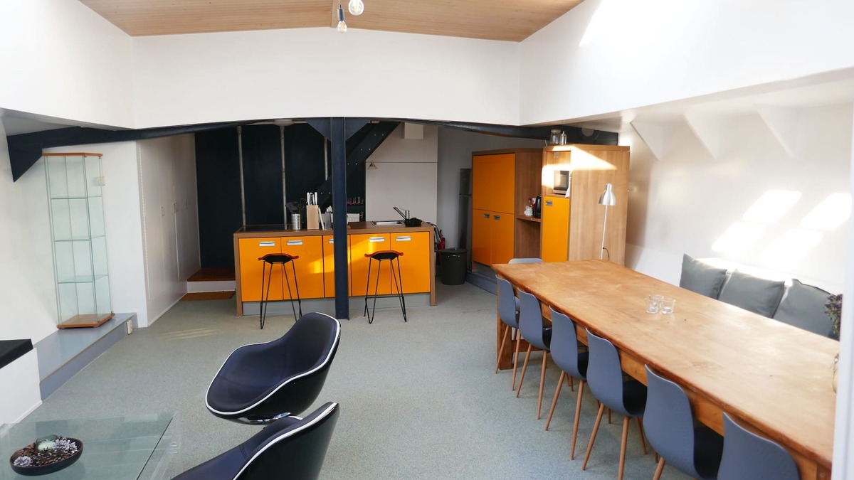 Stadsdriehoek Apartment | Boat hotel Wilhelmina, Rotterdam city center