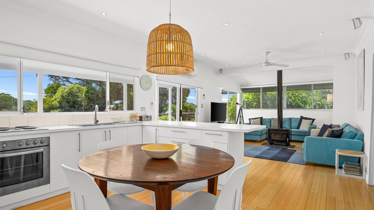 Sellicks Beach House | Boat House ~ Sellicks Beach - Charming Beach House in a Prime Position with Sellicks Sea Views ~ C21