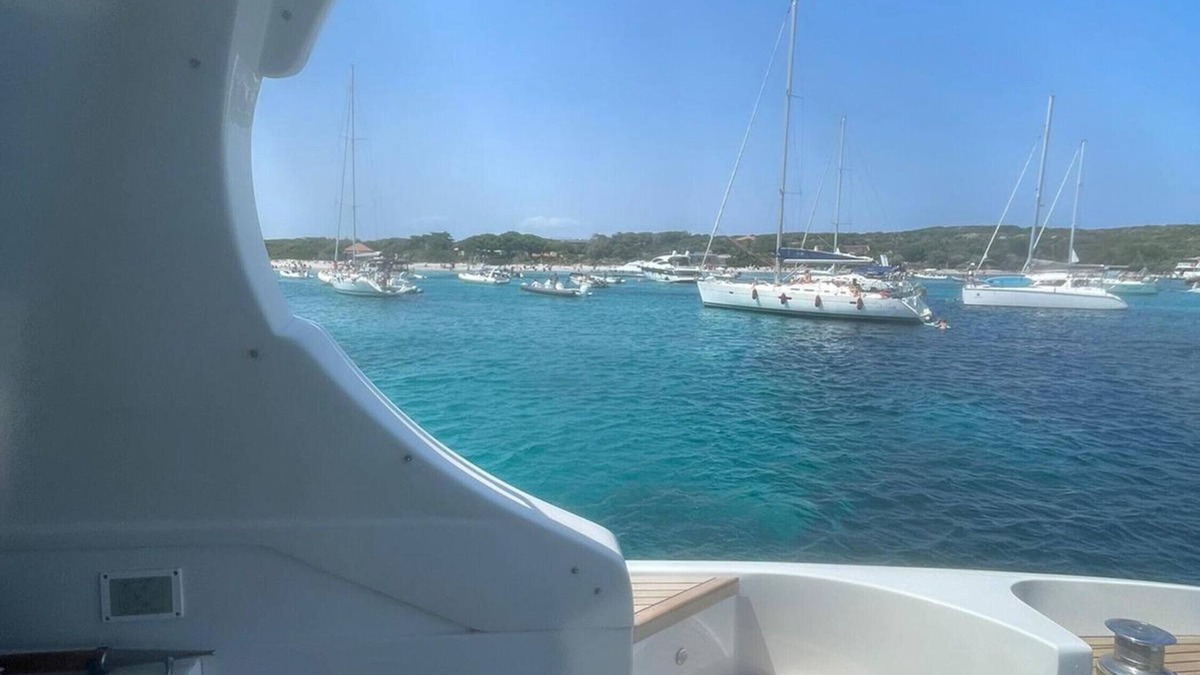 Portisco Boat Rental | Boat 'Yacht Rizzardi 23 Metri 4 Cabine'