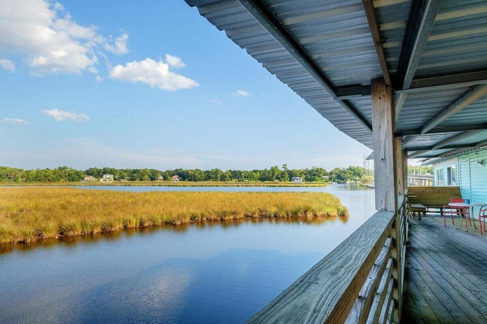Gulf Hills Apartment | Boathouse