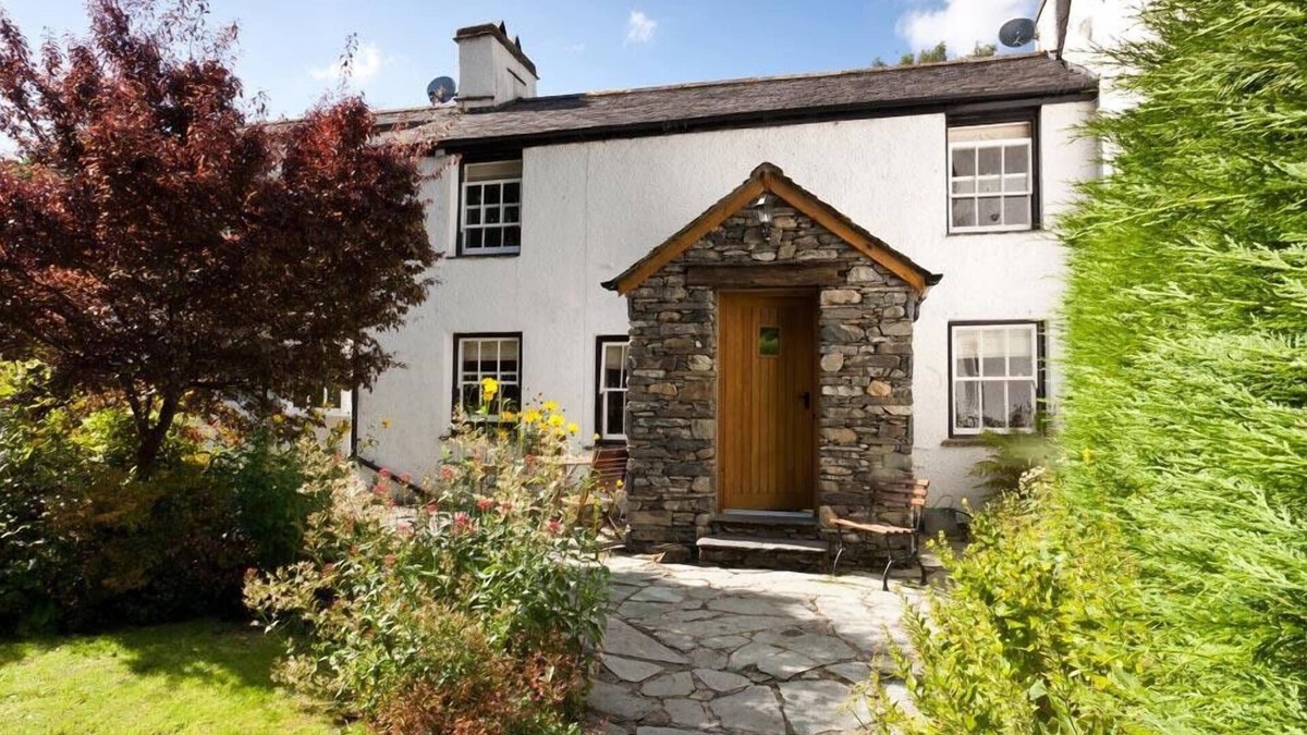 Satterthwaite Cottage | BOBBIN BECK COTTAGE, pet friendly, with open fire in Satterthwaite