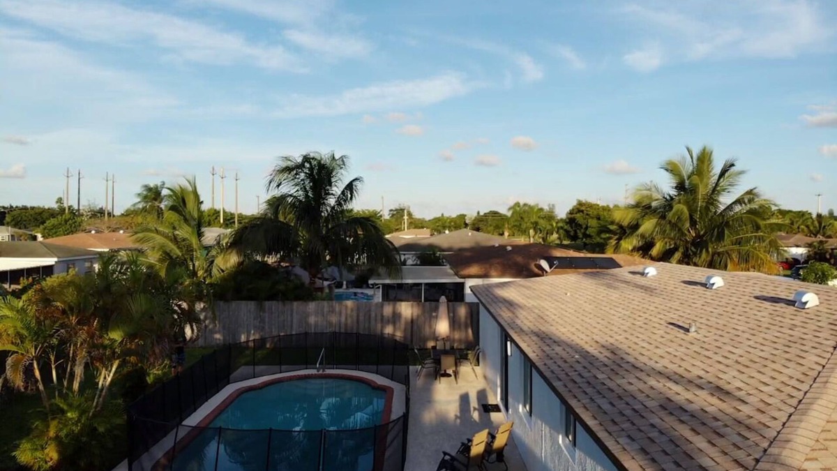 Survey Creek House | " BOCA BLING BLING" Spacious 4-bedroom house in Fabulous Boca Raton