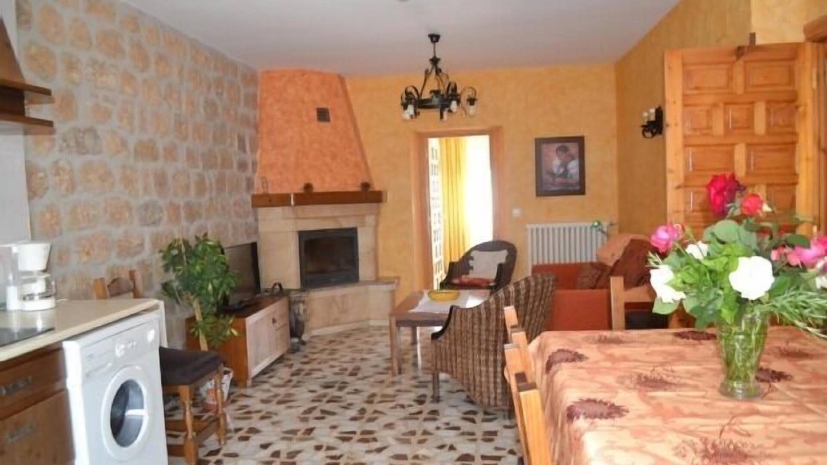 Canicosa de la Sierra Cottage | Bocanegra Rural Cottage for 10 people