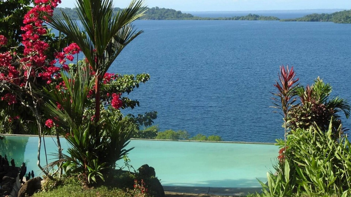 Bocas del Toro House | Bocas Bay Lodge -Luxurious!