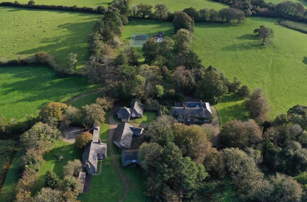 Bodmin House | Boconnion Estate Sleeps up to 45