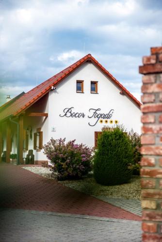 Kisharsany Bed & Breakfast | Bocor Fogadó
